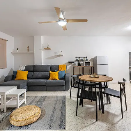 As De Casas - Tarrante 2 Cristianos Apartment