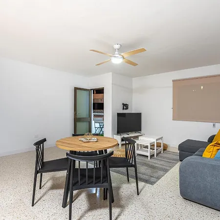 As De Casas - Tarrante 2 Cristianos * Arona (Tenerife)