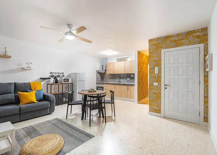 As De Casas - Tarrante 2 Cristianos * Arona (Tenerife)